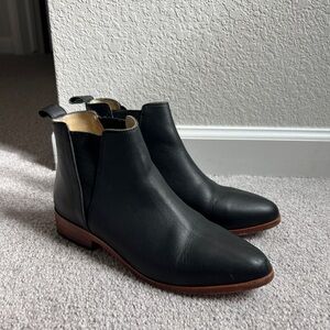 Nisolo Black Leather Chelsea Boots